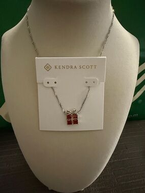 Kendra Scott Silver Necklace with Red Crystal Present Pendant